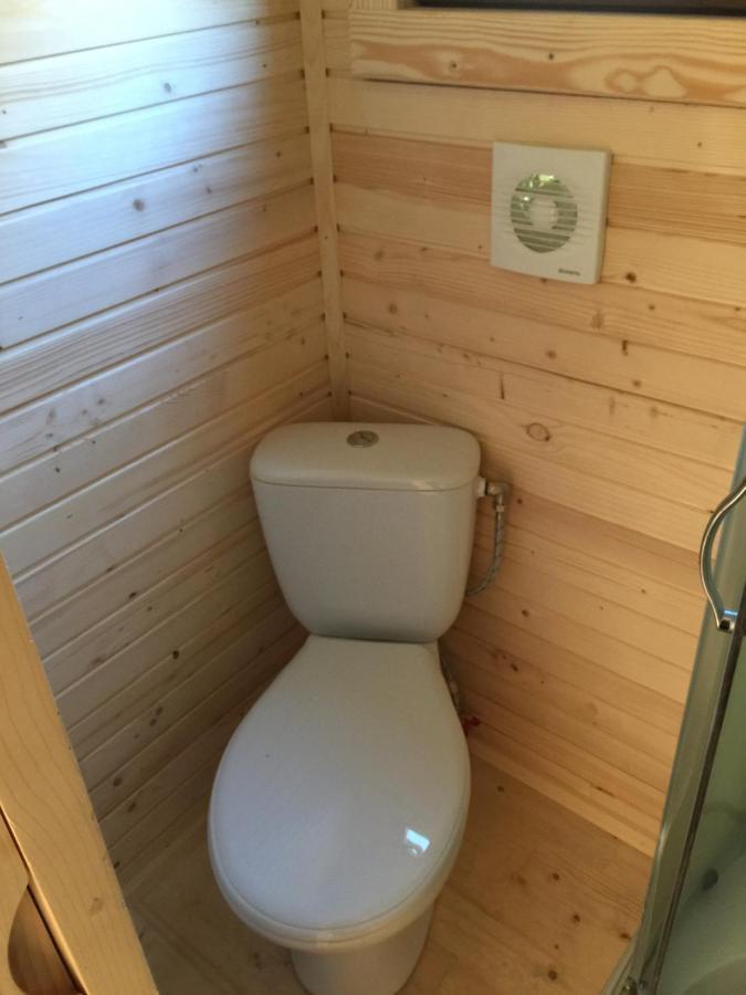 Roulottes Du Chalet Des Pins Rougeou エクステリア 写真