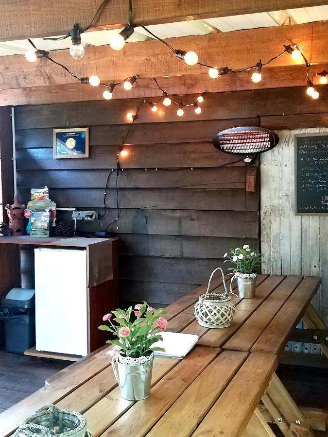 Roulottes Du Chalet Des Pins Rougeou エクステリア 写真